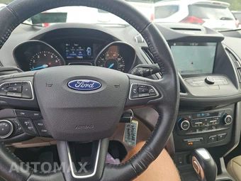 2018 Ford Escape SEL – miniatura 11