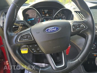 2018 Ford Escape SEL – miniatura 10