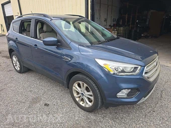 2018 Ford Escape SEL – miniatura 4