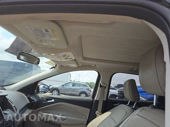 2018 Ford Escape SEL – miniatura 17