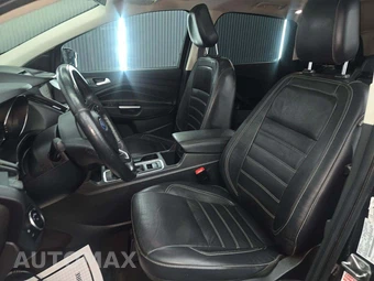2018 Ford Escape SEL – miniatura 3