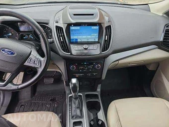 2018 Ford Escape SEL – miniatura 10