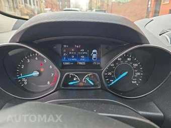 2018 Ford Escape SEL – miniatura 9