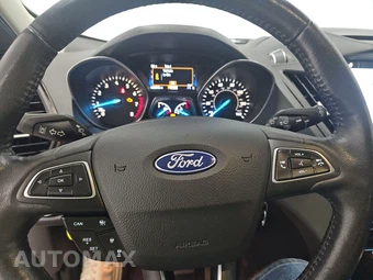 2018 Ford Escape SEL – miniatura 10