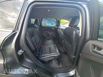 2018 Ford Escape SEL – miniatura 16