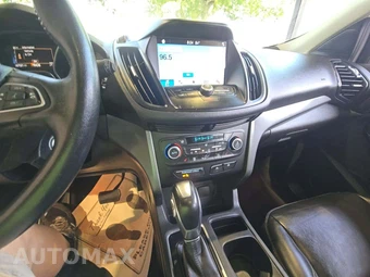 2018 Ford Escape SEL – miniatura 10