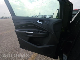 2018 Ford Escape SEL – miniatura 9