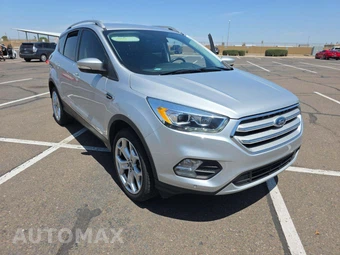 2018 Ford Escape Titanium – miniatura 4