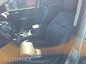 2018 Ford Escape Titanium – miniatura 6