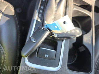 2018 Ford Escape Titanium – miniatura 8