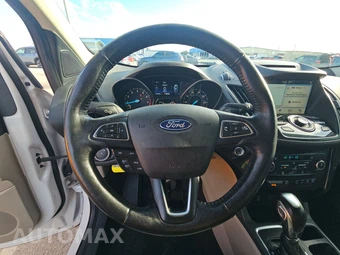 2018 Ford Escape Titanium – miniatura 10