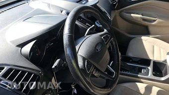 2018 Ford Escape Titanium – miniatura 29