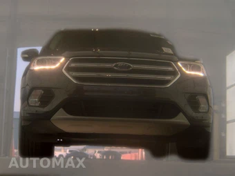 2018 Ford Escape Titanium – miniatura 3