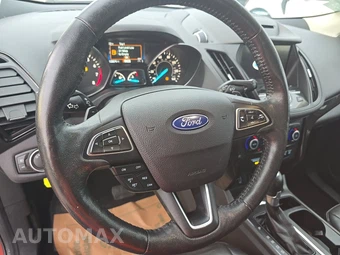 2018 Ford Escape Titanium - miniatura 10