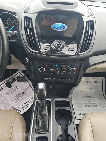 2018 Ford Escape Titanium - miniatura 11