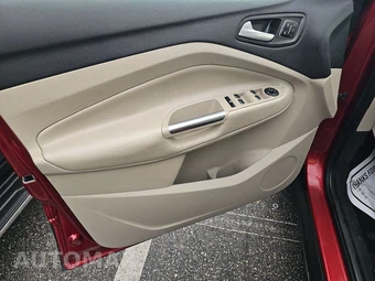 2018 Ford Escape Titanium - miniatura 9