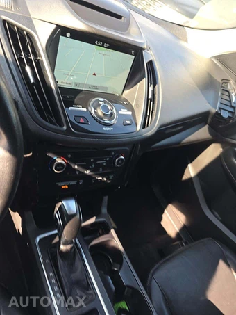 2018 Ford Escape Titanium – miniatura 10