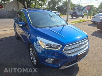2018 Ford Escape Titanium – miniatura 4