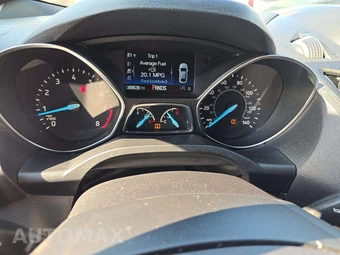 2018 Ford Escape Titanium – miniatura 9