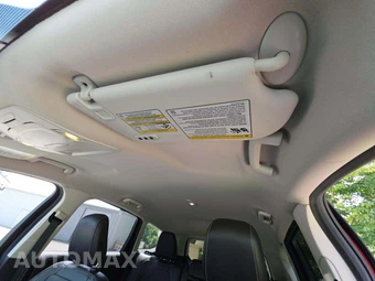 2018 Ford Escape Titanium – miniatura 8