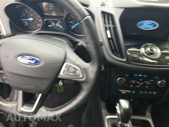 2018 Ford Escape Titanium – miniatura 11