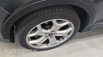 2018 Ford Escape Titanium – miniatura 28