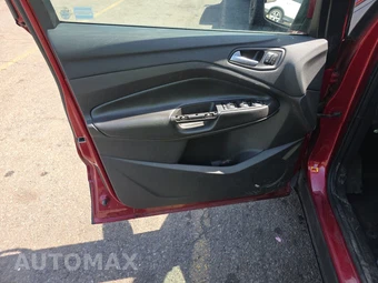 2018 Ford Escape Titanium – miniatura 9