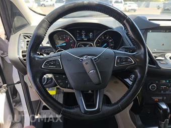 2018 Ford Escape Titanium – miniatura 10