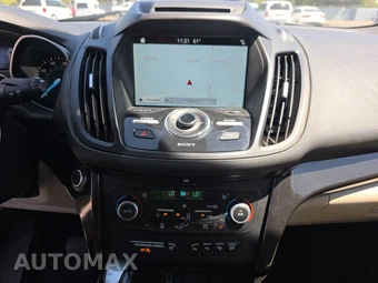 2018 Ford Escape Titanium – miniatura 11