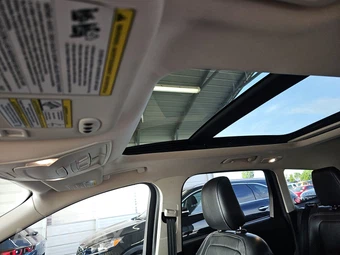 2018 Ford Escape Titanium - miniatura 17