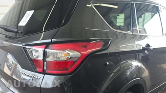 2018 Ford Escape Titanium - miniatura 25