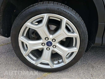 2018 Ford Escape Titanium – miniatura 24