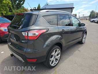 2018 Ford Escape Titanium – miniatura 3