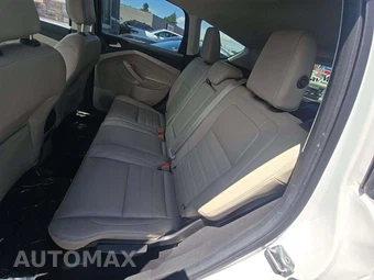 2018 Ford Escape Titanium – miniatura 13