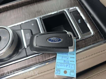 2018 Ford Expedition MAX Limited – miniatura 8