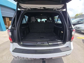 2018 Ford Expedition MAX Limited – miniatura 12