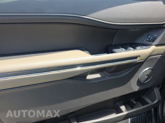 2018 Ford Expedition MAX XLT – miniatura 9