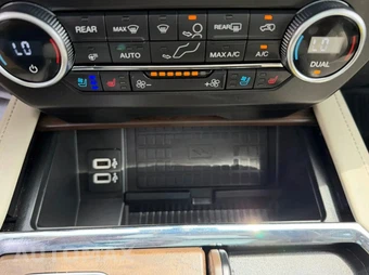 2018 Ford Expedition Platinum - miniatura 51