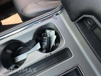 2018 Ford Expedition XLT – miniatura 8