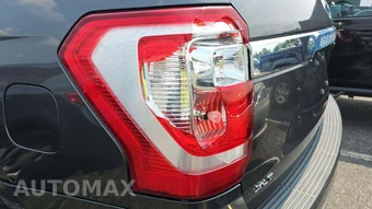 2018 Ford Expedition XLT - miniatura 24