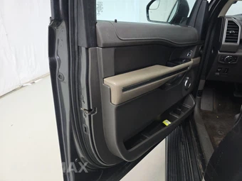 2018 Ford Expedition XLT - miniatura 9