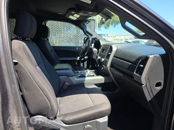 2018 Ford Expedition XLT – miniatura 8