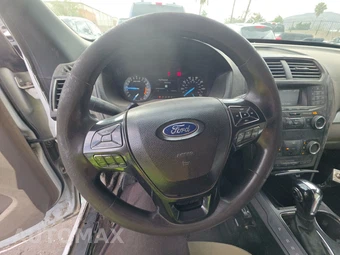 2018 Ford Explorer – miniatura 10