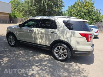 2018 Ford Explorer Limited – miniatura 2