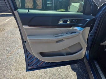 2018 Ford Explorer Limited - miniatura 18