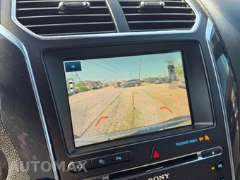 2018 Ford Explorer Limited - miniatura 4