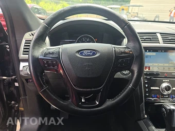 2018 Ford Explorer Limited - miniatura 10