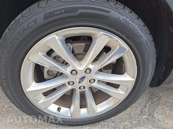 2018 Ford Explorer Limited – miniatura 24