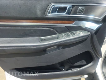 2018 Ford Explorer Limited - miniatura 9