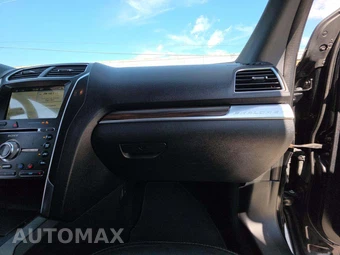 2018 Ford Explorer Limited - miniatura 16